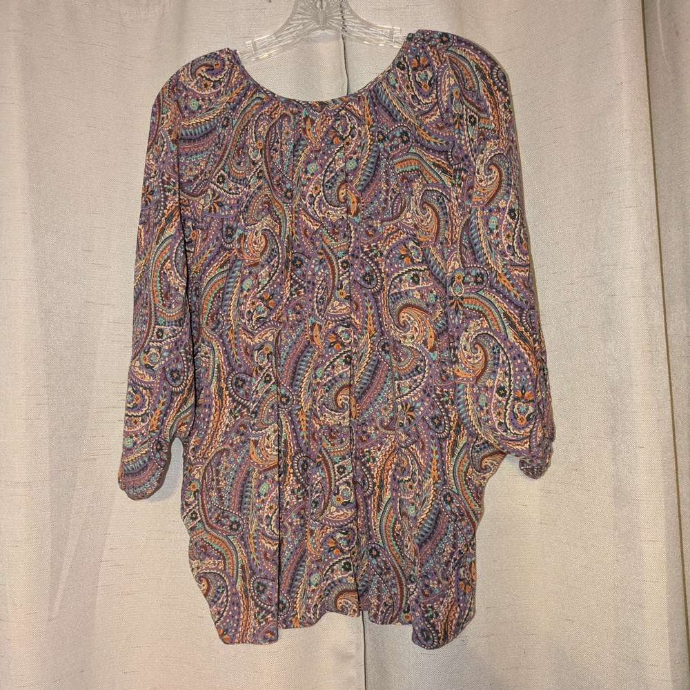 Elegant Multicolor Paisley Blouse - Picture 2 of 5